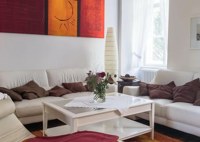 Апартаменты Spacious Old Town Luxury Линц